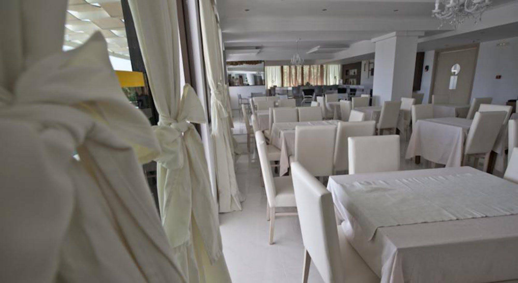 Sivila Hotel Afantou Restaurace fotografie